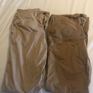 2 pair of men’s American Eagle Khaki pants.